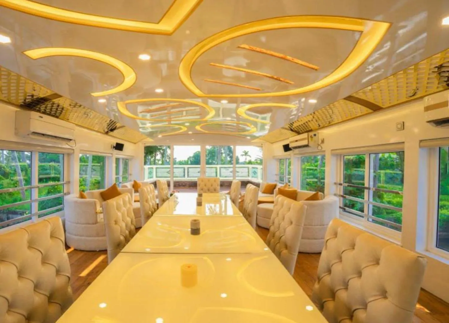 Hotel Royal Boathouse Alappuzha 3*,