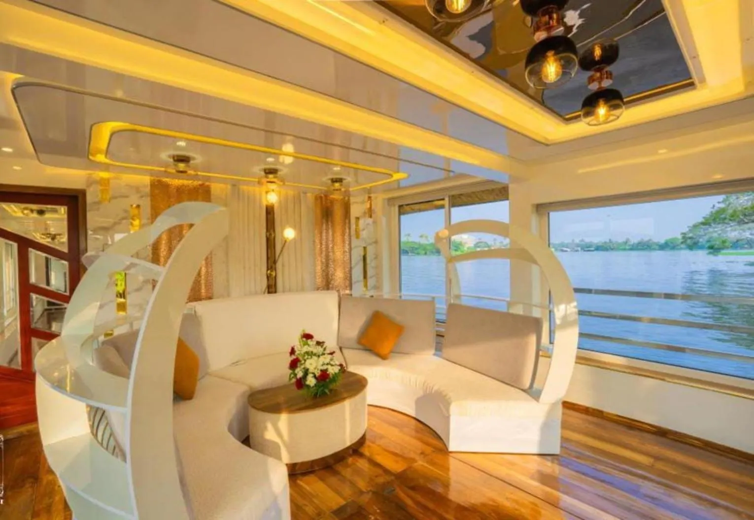 Hotel Royal Boathouse Alappuzha Hotel na wodzie